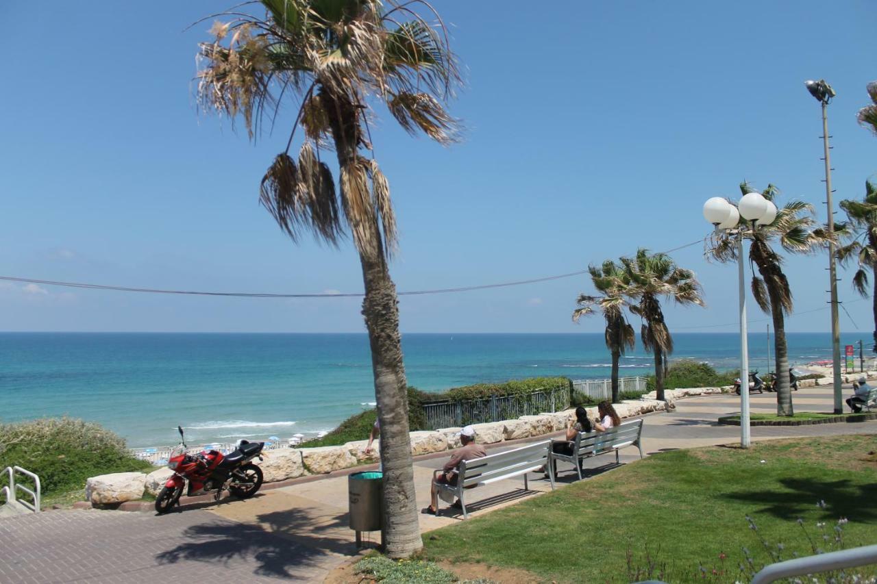 3 Herzel Beach Apartment Bat Yam Exterior foto